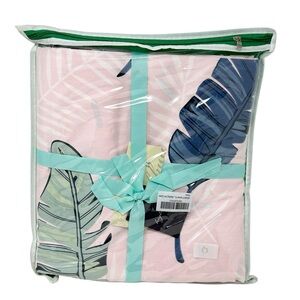 Home Collection Queen Duvet Cover Pink with Blue Leaves Feathers Tropical